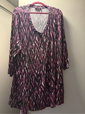 Avenue Pink & Black Patterned V-Neck Tunic